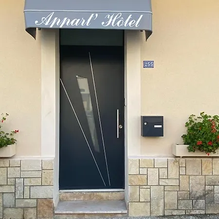 Les Perles Du Apartahotel *